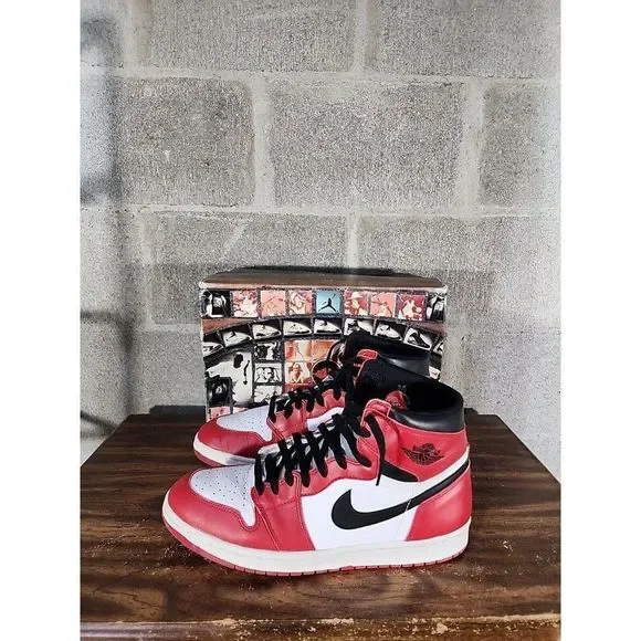 Jordan 1 Retro High Chicago 1994 - Size 14 OG ALL 1994 Nike Air Jordan 1 Chicago. BRAND NEW WITH BOX. Size 9.5  main image 4